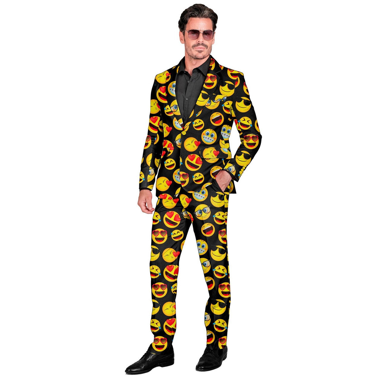 Op deze afbeelding zie je een Kostuums, van het merk Widmann. Emojis Taking Over Man Kostuum