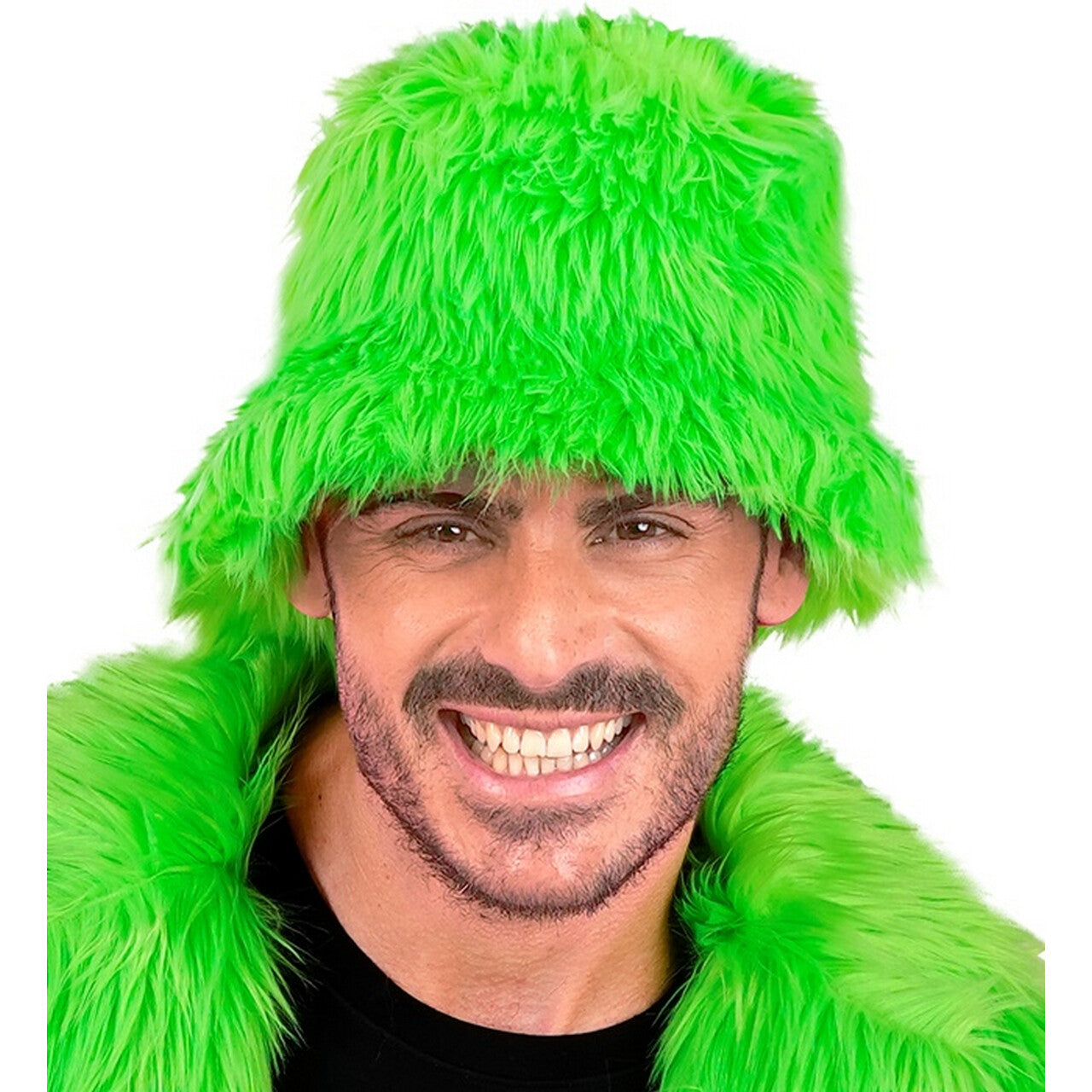 Op deze afbeelding zie je een Accessoires, van het merk Widmann. Warme Buckethat Groen