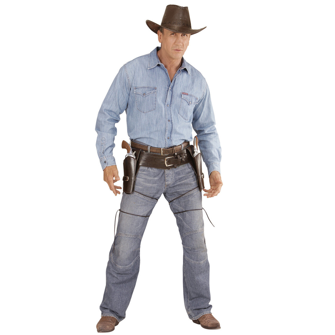Op deze afbeelding zie je een Accessoires, van het merk Widmann. Saloon Shooter Western Dubbel Holster Met Riem Lederlook , Bruin