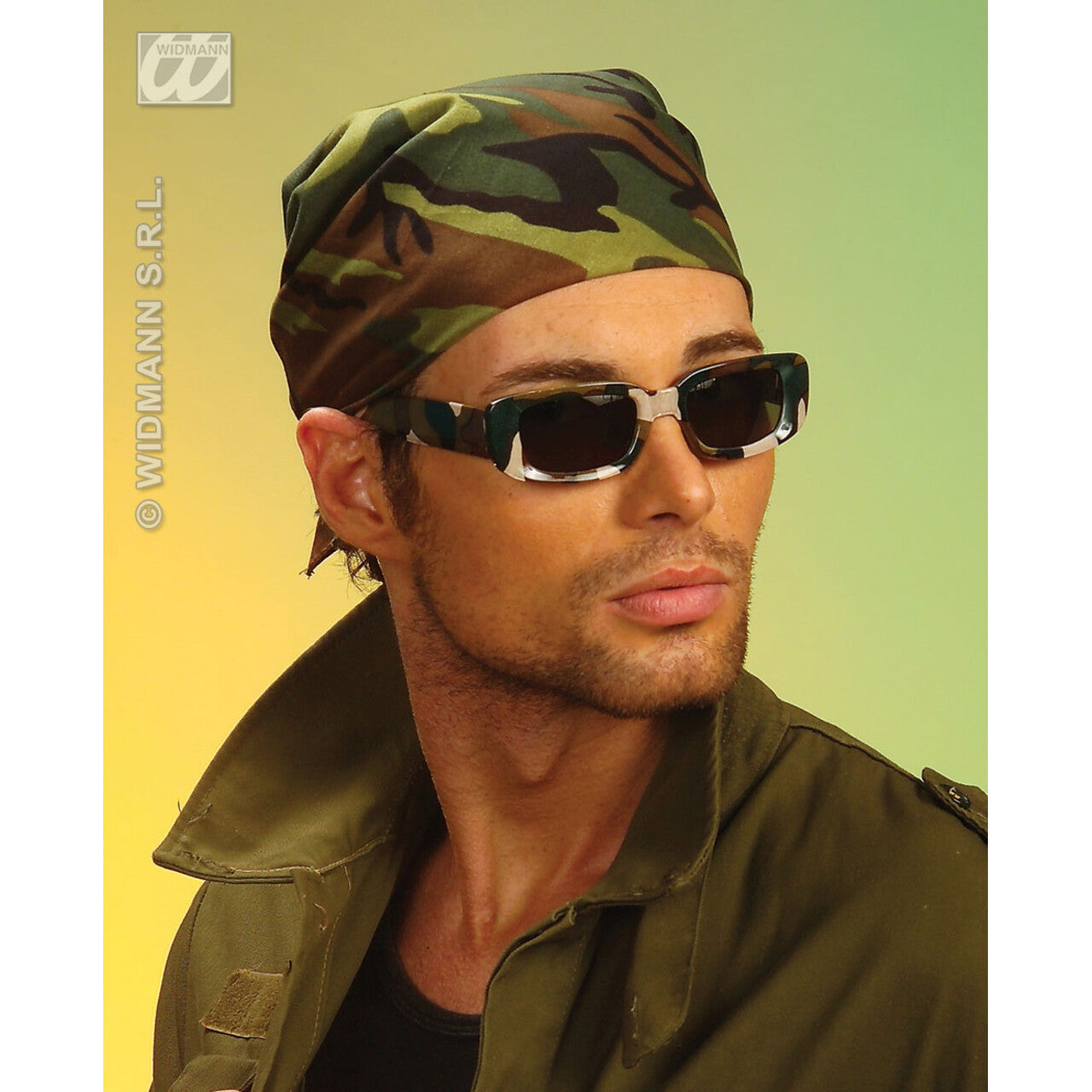 Op deze afbeelding zie je een Accessoires, van het merk Widmann. Bandana Camouflage