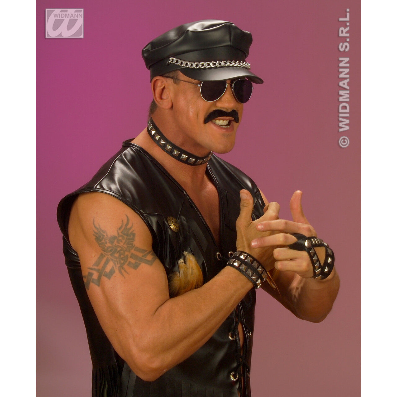 Op deze afbeelding zie je een Accessoires, van het merk Widmann. Choker Met Spijkers