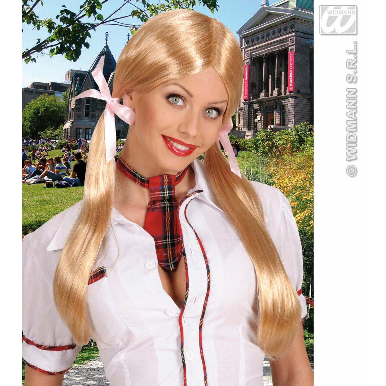 Op deze afbeelding zie je een Accessoires, van het merk Widmann. Pruik, Schoolmeisje Blond