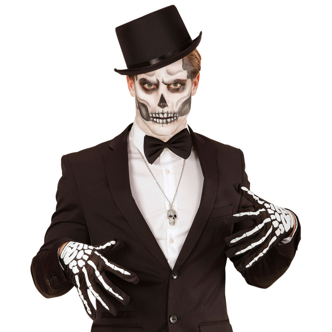 Op deze afbeelding zie je een Accessoires, van het merk Widmann. Horror Ketting Zilver Met Schedels
