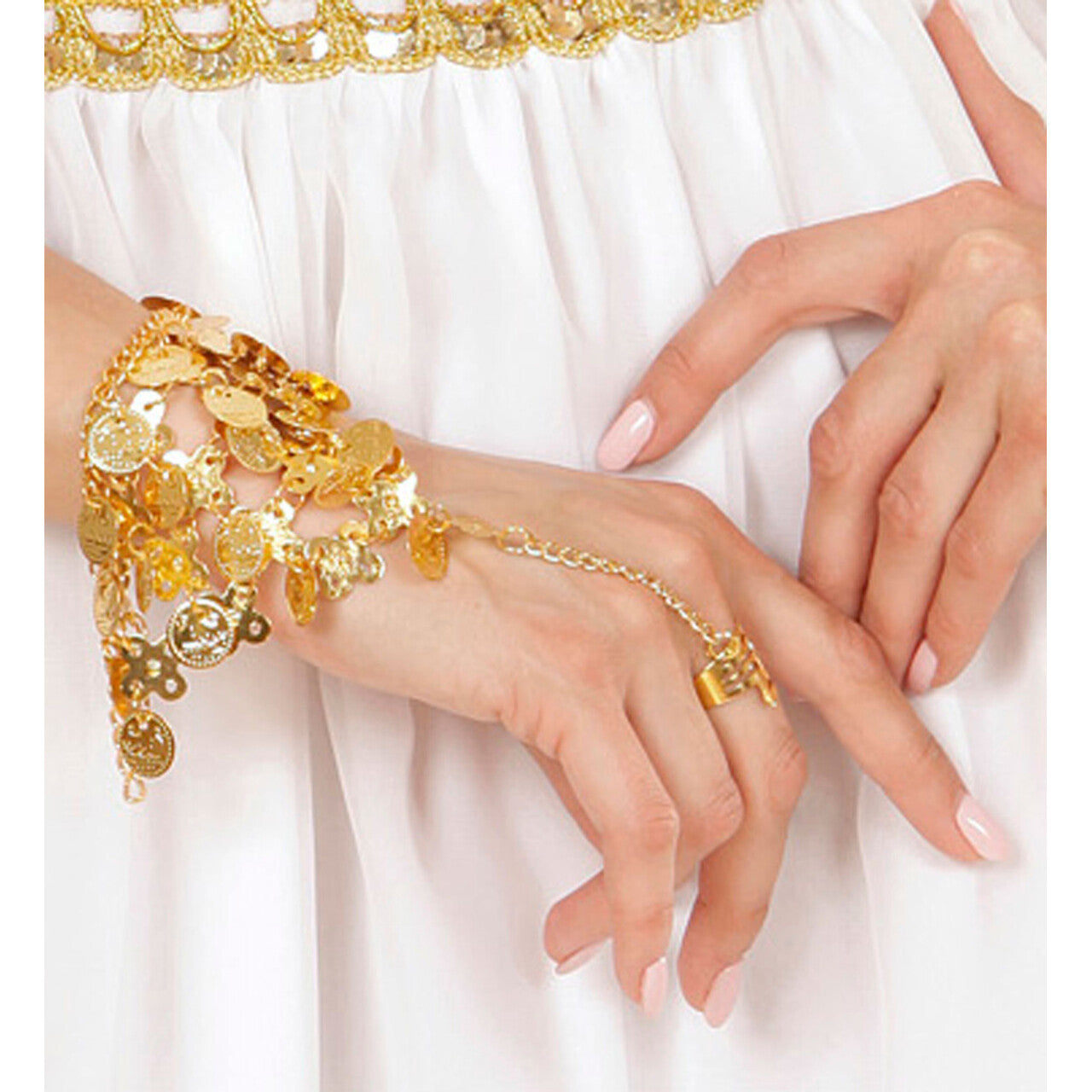 Op deze afbeelding zie je een Accessoires, van het merk Widmann. Arabische Vinger Pols Armband Met Muntjes