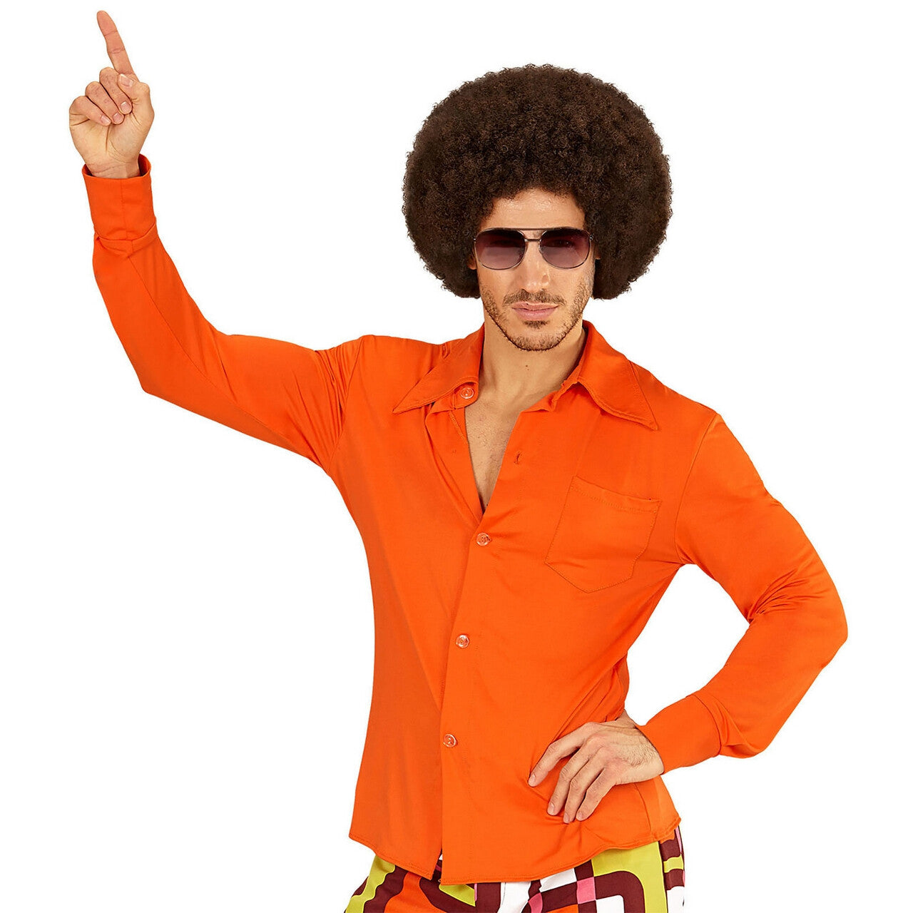 Op deze afbeelding zie je een Kostuums, van het merk Widmann. Groovy Garry 70s Heren Shirt, Oranje Man