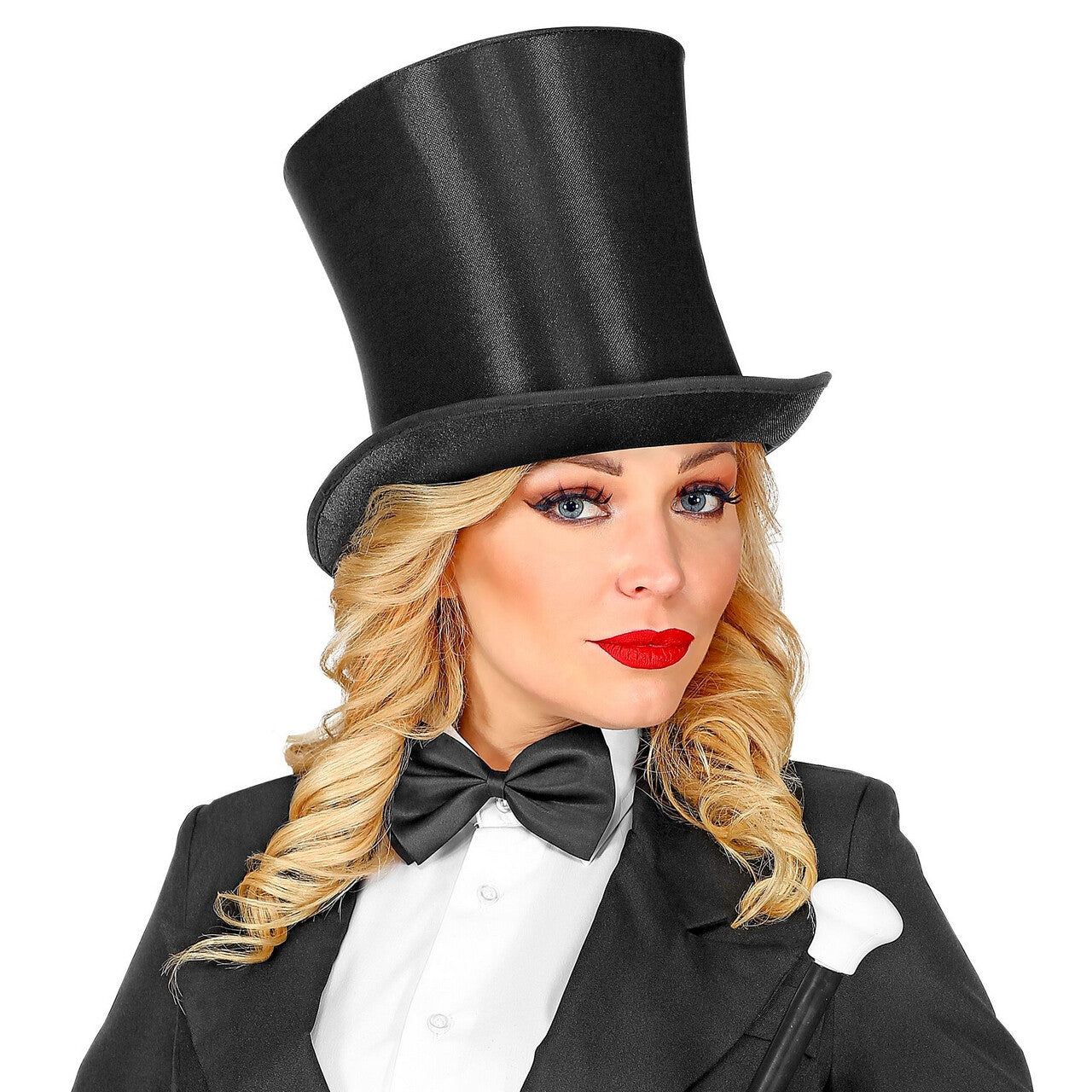 Op deze afbeelding zie je een Accessoires, van het merk Widmann. Chique Hoge Hoed Dressuur Ruiter Ankie