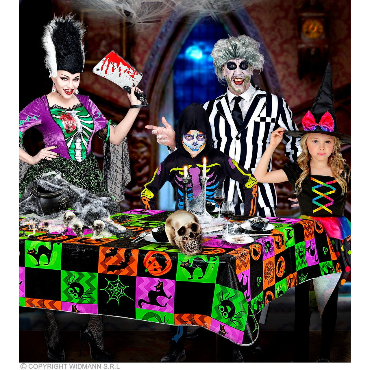 Op deze afbeelding zie je een Decoratie, van het merk Widmann. Tafellaken Happy Halloween 132x178 Centimeter