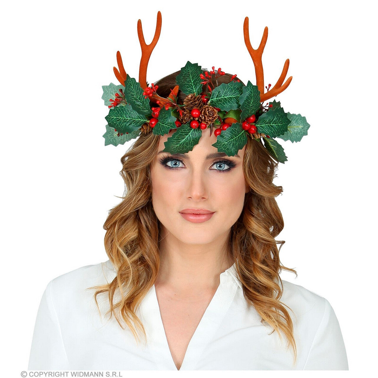 Op deze afbeelding zie je een Accessoires, van het merk Widmann. Fabelachtige Rendierhoorns Met Hulst En Dennenappels