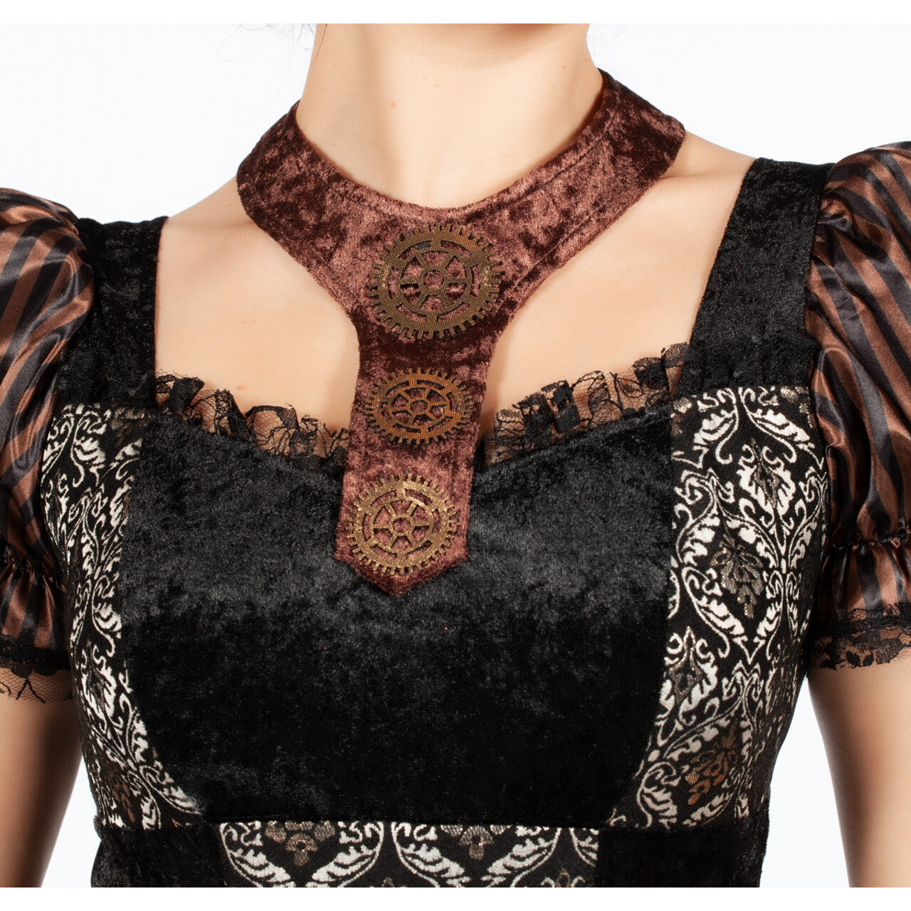 Op deze afbeelding zie je een Kostuums, van het merk Wilbers. Zwart Glanzend Steampunk Met Tandwielen Vrouw Kostuum