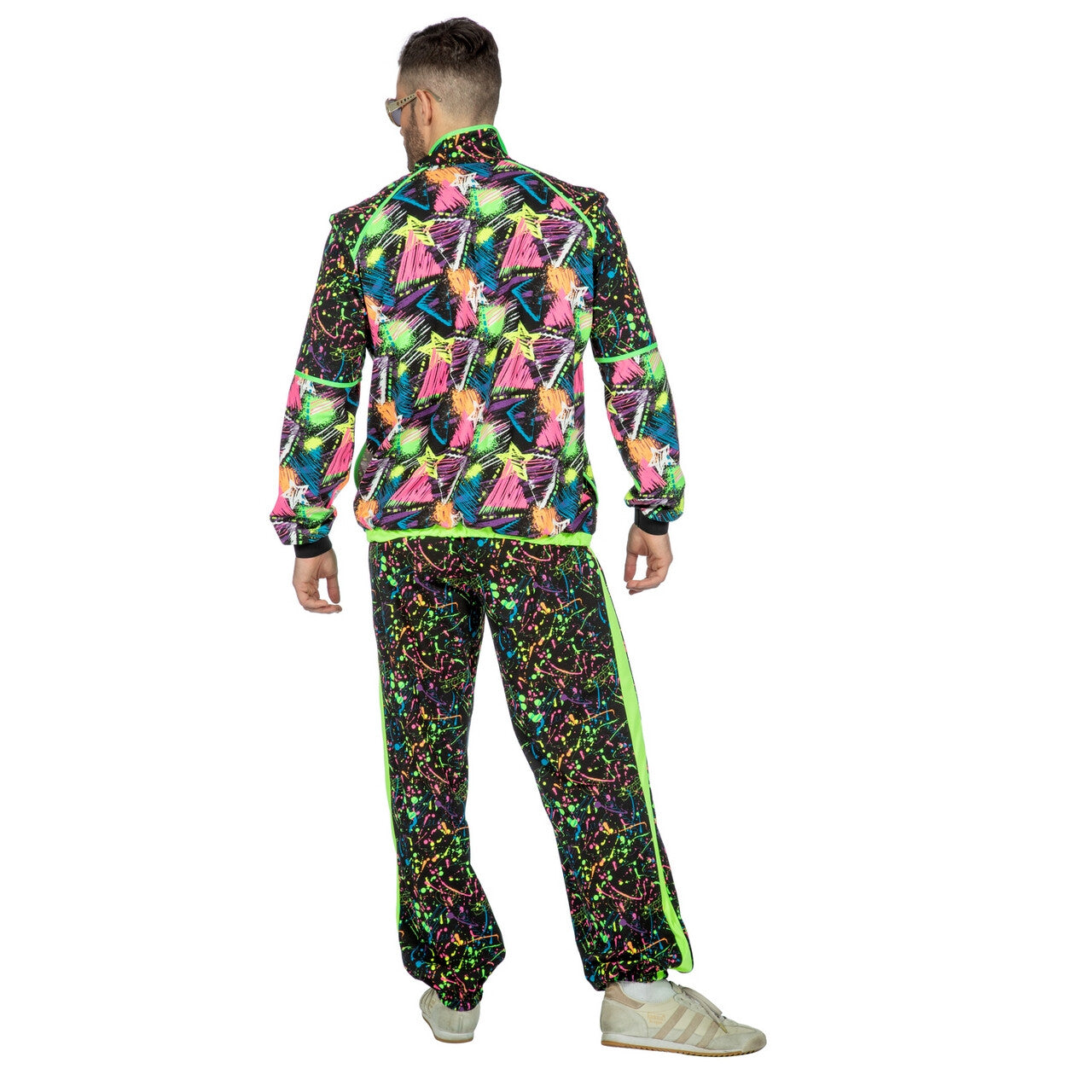 Op deze afbeelding zie je een Kostuums, van het merk Wilbers. Super Druk Neon Graffiti Jaren 80 Trainingspak Man Kostuum