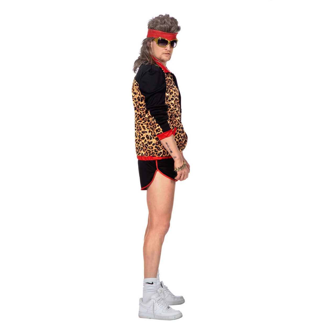 Op deze afbeelding zie je een Kostuums, van het merk Wilbers. Trainingspak Sportieve Krachtpanter Man Kostuum
