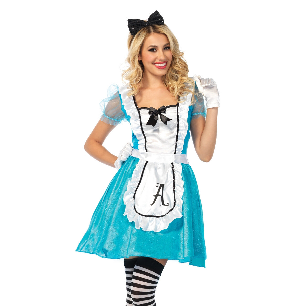 Op deze afbeelding zie je een Kostuums, van het merk Wonderland. Classic Alice Vrouw Kostuum